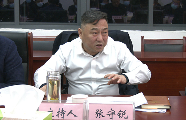 张守锐指出,春节临近,人员流动更加频繁,是疫情防控