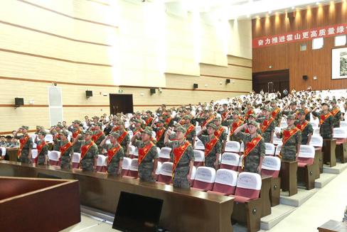 霍山县举行2025年秋季新兵入伍欢送大会