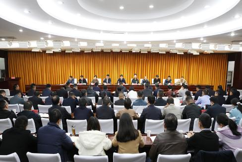 全县深化群众身边不正之风和腐败问题集中整治推进会召开