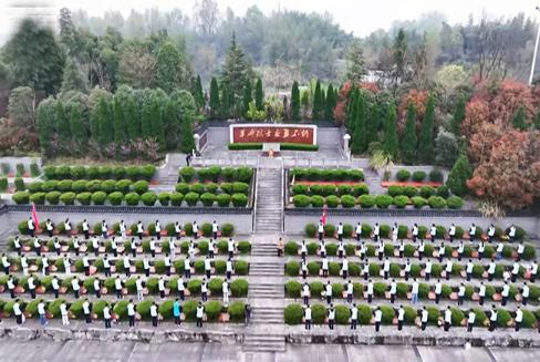 霍山：缅怀革命先烈 传承红色基因